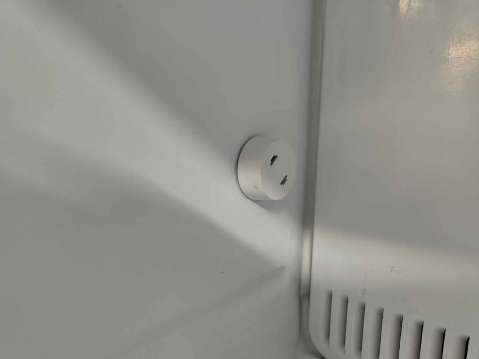 Americana by GE 15.6 Cu. Ft. Refrigerator photo 5