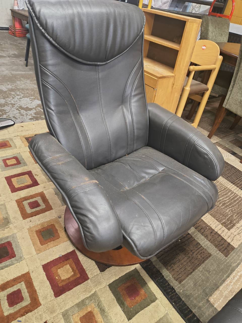 Black Swivel Lounge Chair & Ottoman – $35 AS-IS photo 2