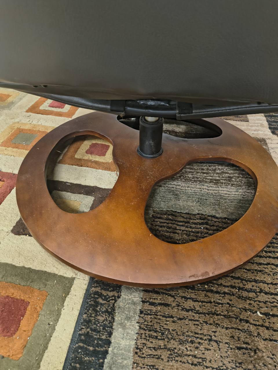 Black Swivel Lounge Chair & Ottoman – $35 AS-IS photo 7