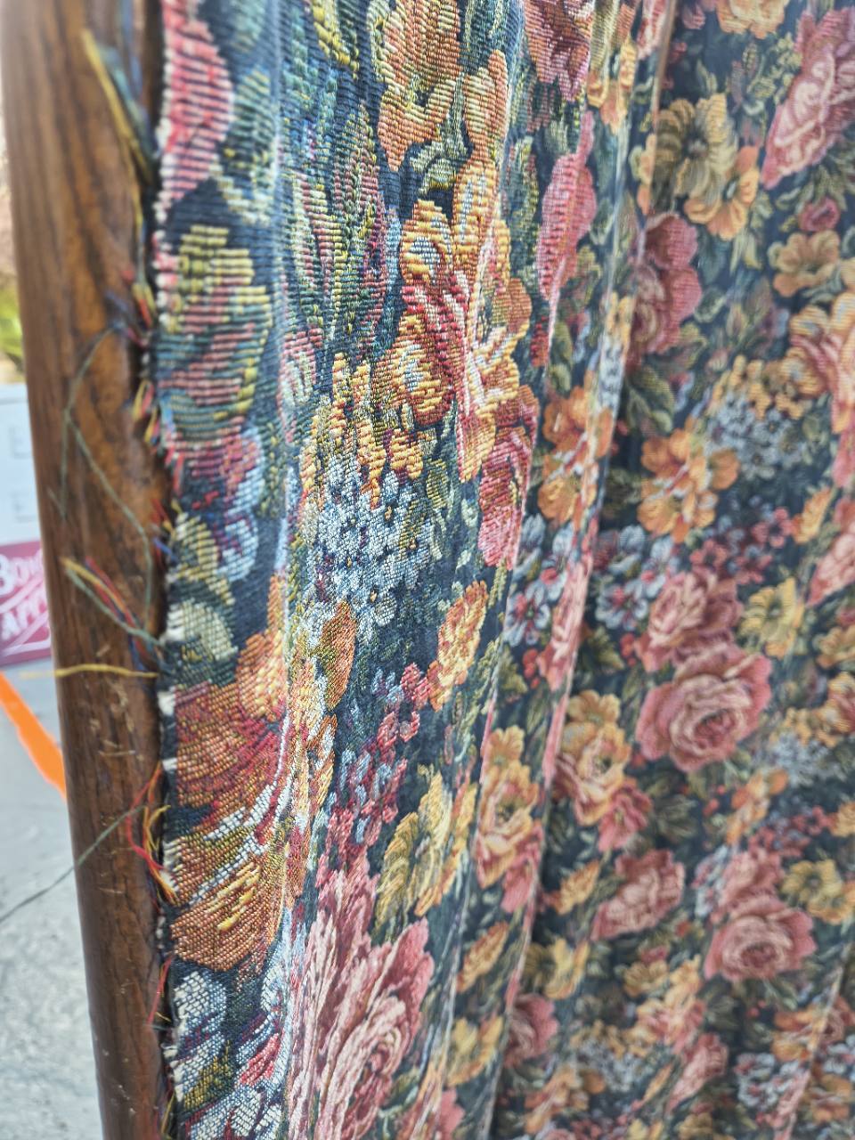 Victorian-Style 3-Panel Floral Folding Room Divider photo 3