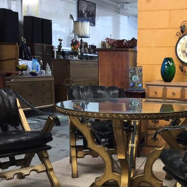 Spanish Revival 5-Piece Dining Set