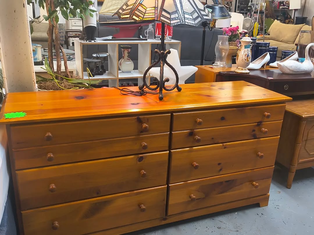 Solid Pine 6-Drawer Dresser π²